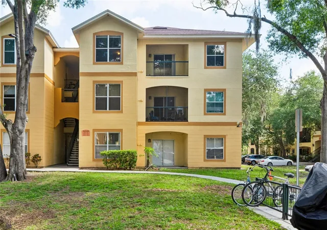 5618-pinnacle-hts-cir-312-tampa-fl-33624/hzid_267fa7e0
