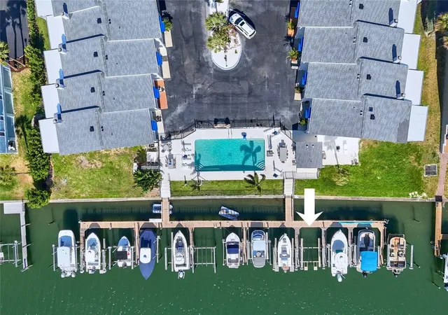 745-pinellas-bayway-s-202-tierra-verde-fl-33715/hzid_65cff13f