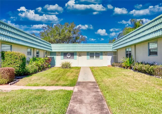 101-cambridge-trl-196-sun-city-center-fl-33573/hzid_fcbb3926
