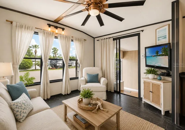9000-us-hwy-192-11-clermont-fl-34714/hzid_8481e12a
