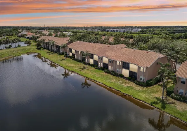 1003-fairwaycove-ln-201-bradenton-fl-34212/hzid_22b5d701