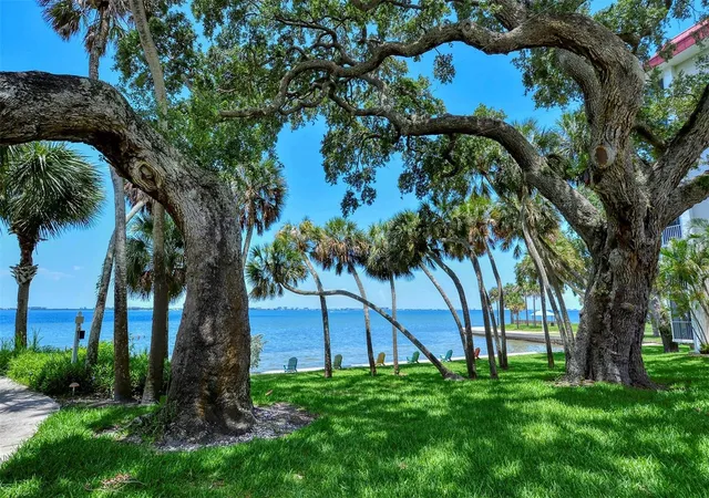 1100-imperial-dr-108-sarasota-fl-34236/hzid_aeb9a777