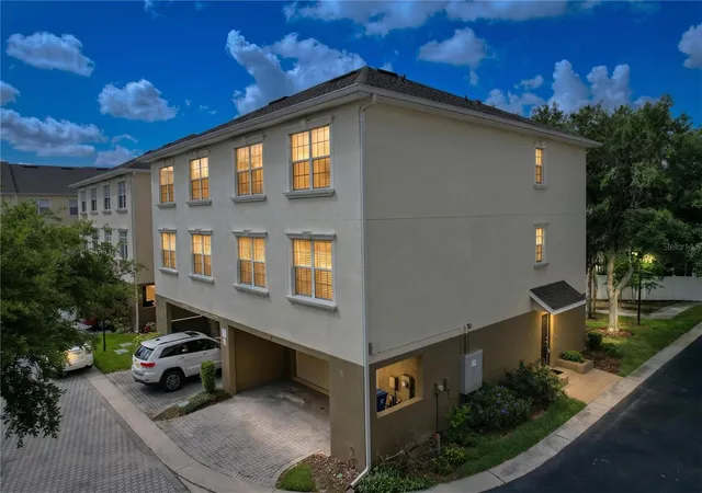 10144-arbor-run-dr-31-tampa-fl-33647/hzid_288351ce