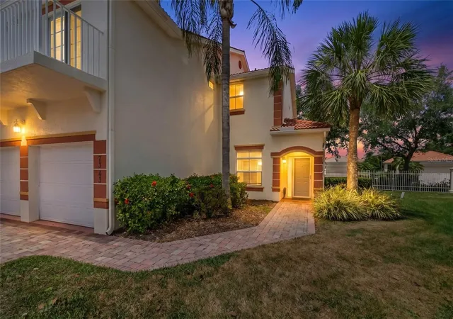 7343-fountain-palm-cir-bradenton-fl-34203/hzid_cc347152