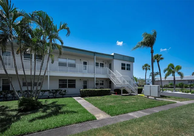 5267-81st-st-n-26-st-petersburg-fl-33709/hzid_b9820ffa