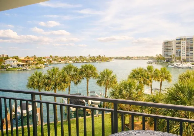 9825-harrell-ave-404-treasure-island-fl-33706/hzid_11a6da86