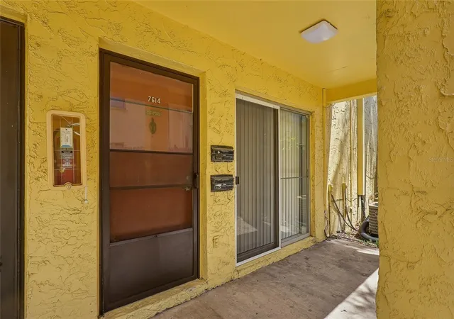 7614-nacido-ct-7614-tampa-fl-33615/hzid_e4c4df00