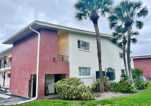 4550-overlook-dr-ne-156-saint-petersburg-fl-33703/hzid_dc4f8947
