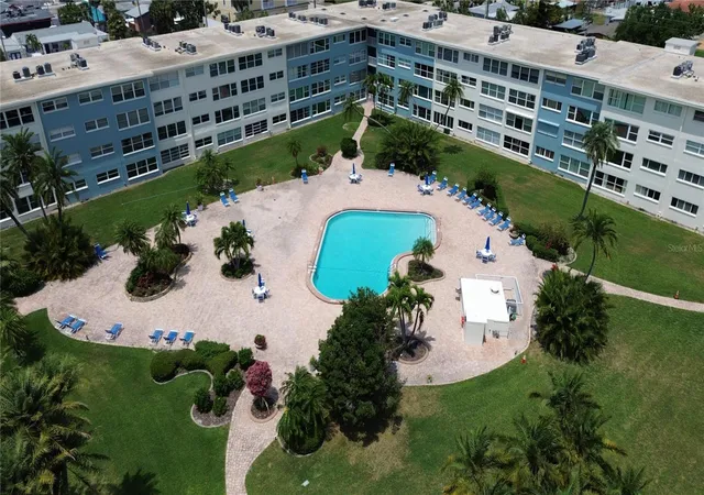 6363-gulf-winds-dr-427-st-pete-beach-fl-33706/hzid_c1cdcc26