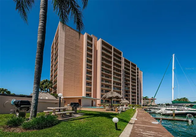51-island-wy-306-clearwater-beach-fl-33767/hzid_c2fb80a9