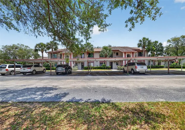 731-83rd-avenue-n-105-saint-petersburg-fl-33702/hzid_ebf9be79