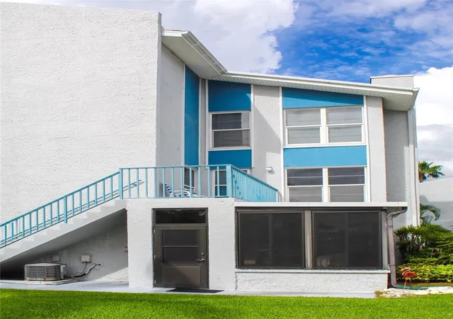 215-medallion-blvd-g-madeira-beach-fl-33708/hzid_0ea24bbd