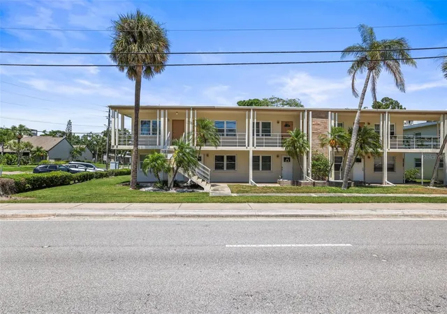 4565-duhme-rd-102-st-petersburg-fl-33708/hzid_eb1581e4