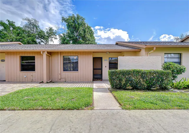 38334-cottonwood-pl-zephyrhills-fl-33542/hzid_bfab143f