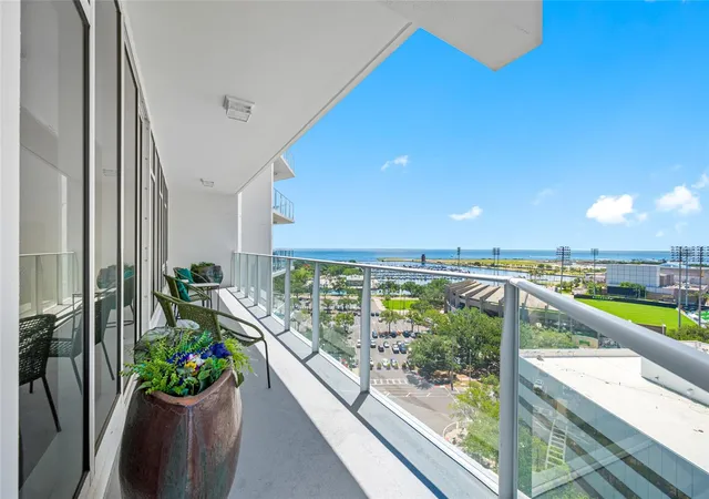 175-1st-street-s-1204-saint-petersburg-fl-33701/hzid_ec201432
