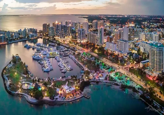 435-s-gulfstream-ave-206-sarasota-fl-34236/hzid_5ca1978b