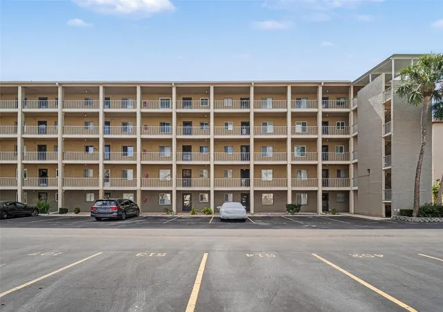 3801-lake-bayshore-dr-h413-bradenton-fl-34205/hzid_603d16d4
