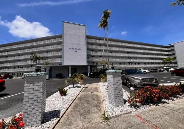 1868-shore-dr-s-607-south-pasadena-fl-33707/hzid_3d038d18