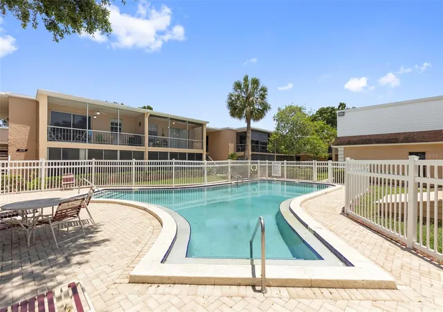 4702-christa-ct-345-tampa-fl-33614/hzid_eda5a2d5