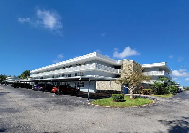 4880-locust-st-ne-136-st-petersburg-fl-33703/hzid_74ce0edc
