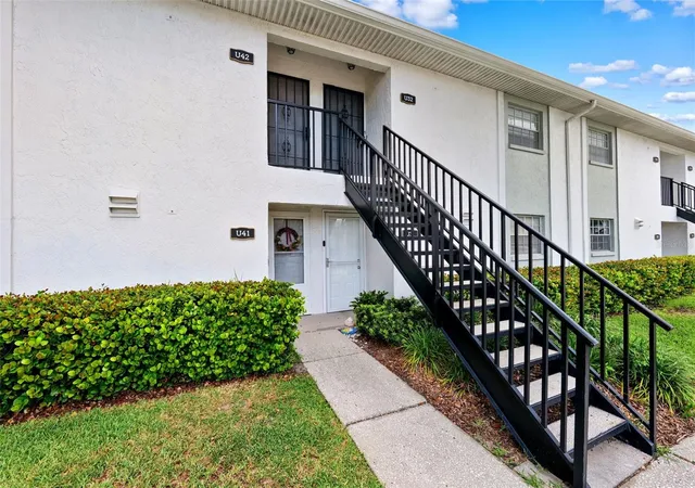 3808-n-oak-dr-u31-tampa-fl-33611/hzid_d80082bd