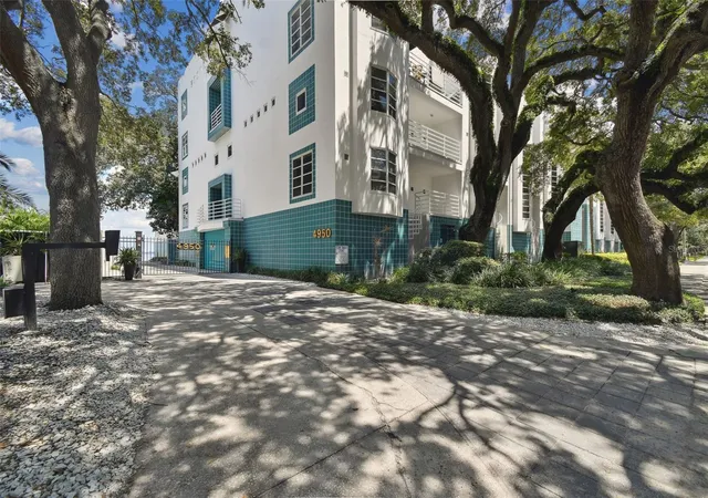 4950-bayshore-blvd-30-tampa-fl-33611/hzid_4d5eb661