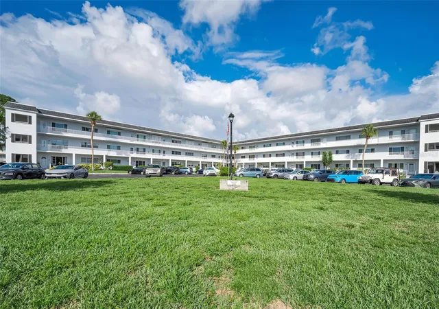 2001-world-pkwy-blvd-39-clearwater-fl-33763/hzid_477d66c8