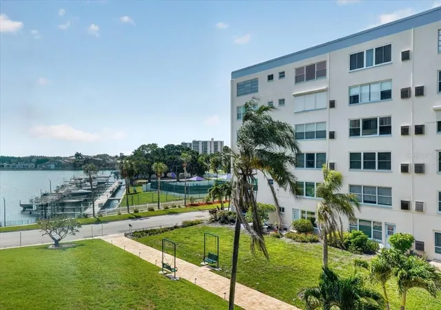 2960-59th-st-s-310-gulfport-fl-33707/hzid_c711d02a
