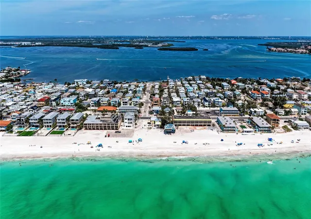 101-25th-st-n-3-bradenton-beach-fl-34217/hzid_80234ab5