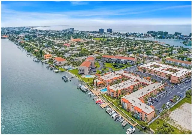 8921-blind-pass-rd-143-st-pete-beach-fl-33706/hzid_5e694e19