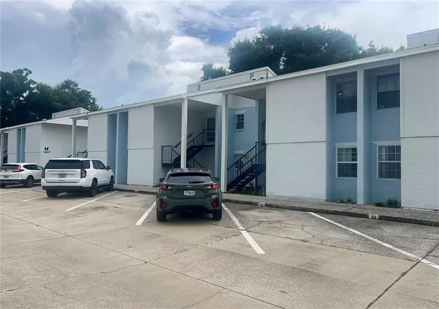3819-n-oak-dr-i42-tampa-fl-33611/hzid_17384726