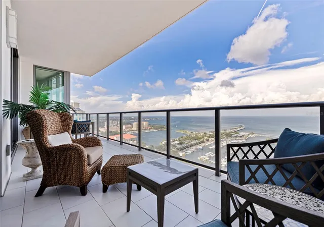 100-1st-avenue-n-2902-saint-petersburg-fl-33701/hzid_dfab08bc