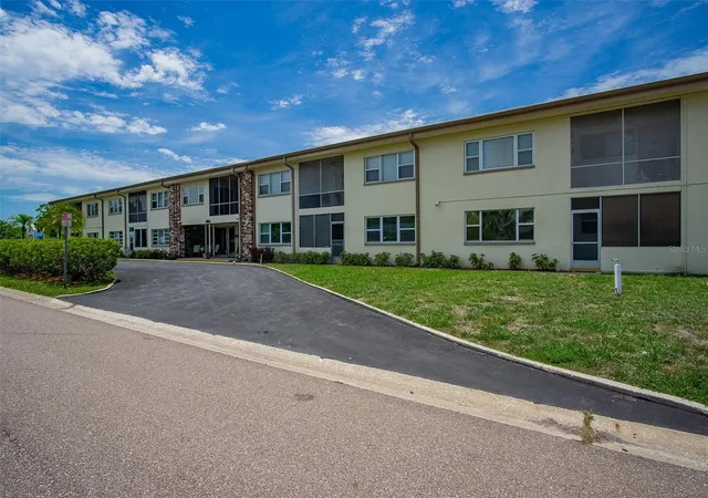 416-73rd-avenue-n-207-saint-petersburg-fl-33702/hzid_3fe61be4