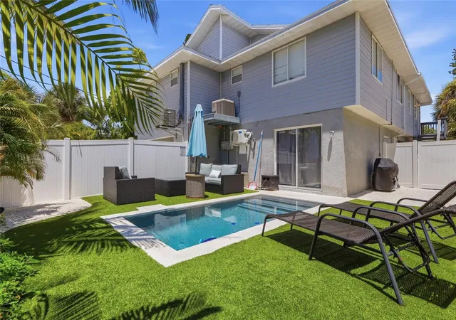 207-71st-st-e-holmes-beach-fl-34217/hzid_f8fe0b1d