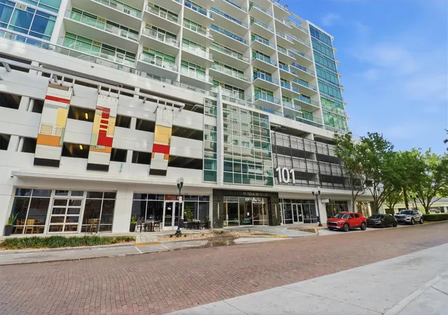 101-s-eola-dr-1104-orlando-fl-32801/hzid_a18879b5