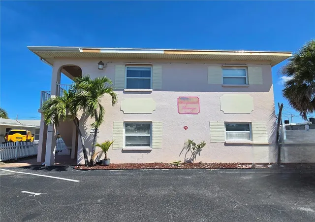 525-73rd-ave-2-st-pete-beach-fl-33706/hzid_49ca8964