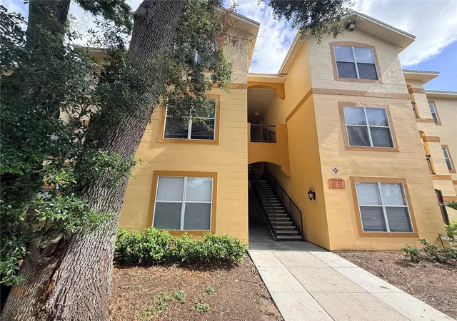 5618-pinnacle-heights-cir-305-tampa-fl-33624/hzid_4e96db5a