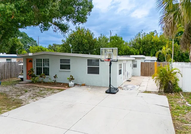 3731-papai-dr-sarasota-fl-34232/hzid_4e6e60ad