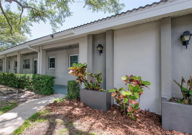 11200-102nd-ave-18-seminole-fl-33778/hzid_9ff00889