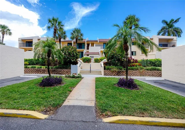 7510-sunshine-skyway-ln-s-p4-saint-petersburg-fl-33711/hzid_9d4df705