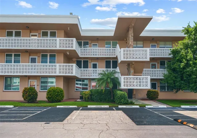 5095-bay-st-ne-114-st-petersburg-fl-33703/hzid_ba324d57