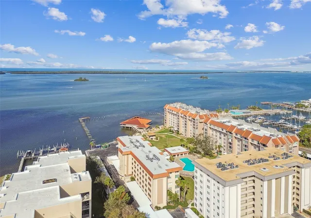 620-edgewater-dr-204-dunedin-fl-34698/hzid_f16e2206