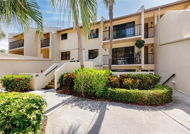 7530-sunshine-skyway-ln-s-115-saint-petersburg-fl-33711/hzid_7143a44c