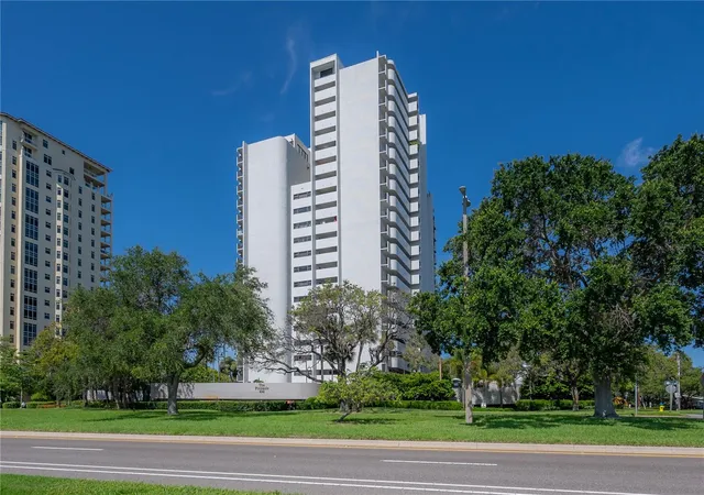 4141-bayshore-blvd-1003-tampa-fl-33611/hzid_30d79b4c
