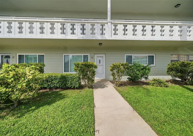 2401-ecuadorian-way-19-clearwater-fl-33763/hzid_e8d57573