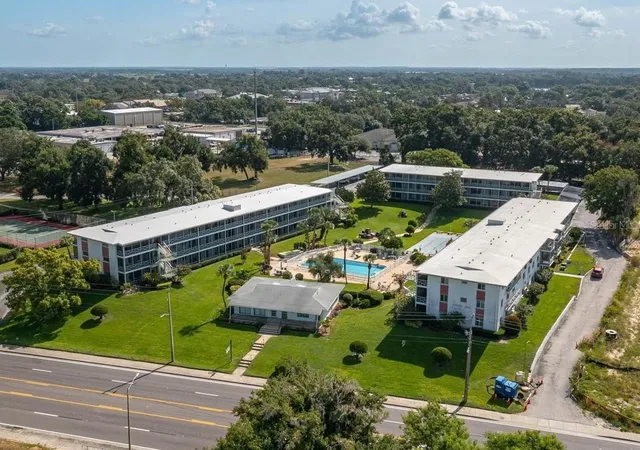 1700-6th-st-nw-c21-winter-haven-fl-33881/hzid_9ca8ce49