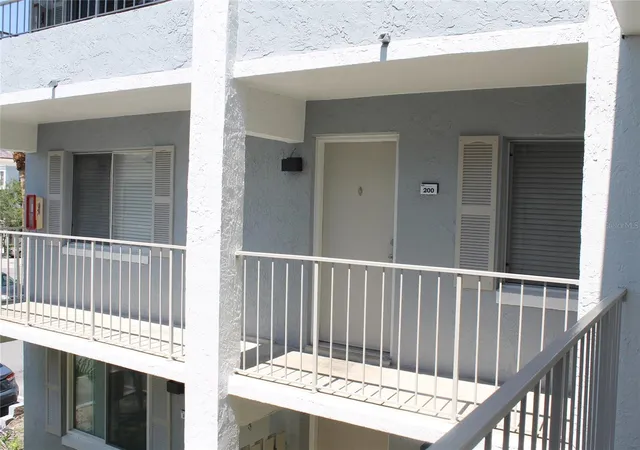 151-oyster-bay-cir-200-altamonte-springs-fl-32701/hzid_f01975ce