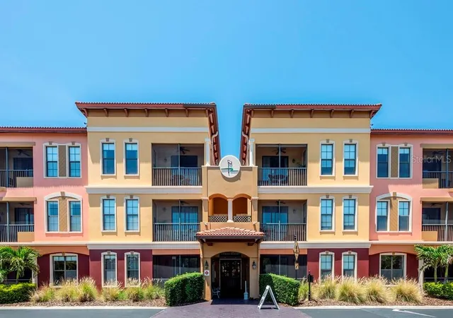 13941-clubhouse-dr-103-tampa-fl-33618/hzid_56e6b372