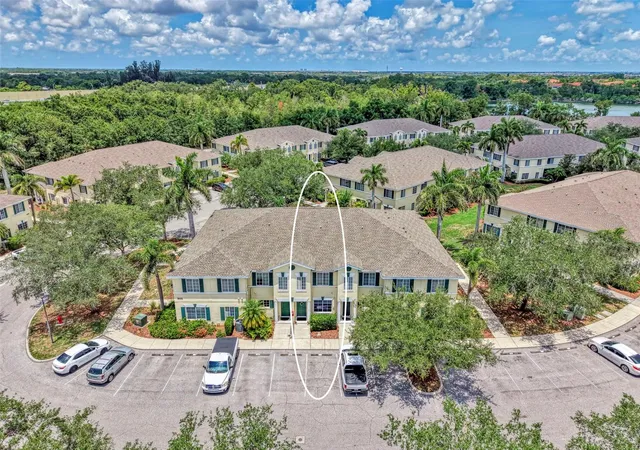 305-cape-harbour-loop-104-bradenton-fl-34212/hzid_cf074458