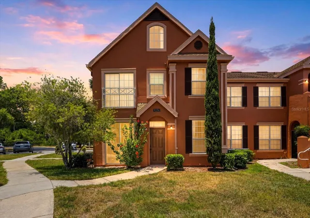 9256-lake-chase-is-way-tampa-fl-33626/hzid_3d0aea3f